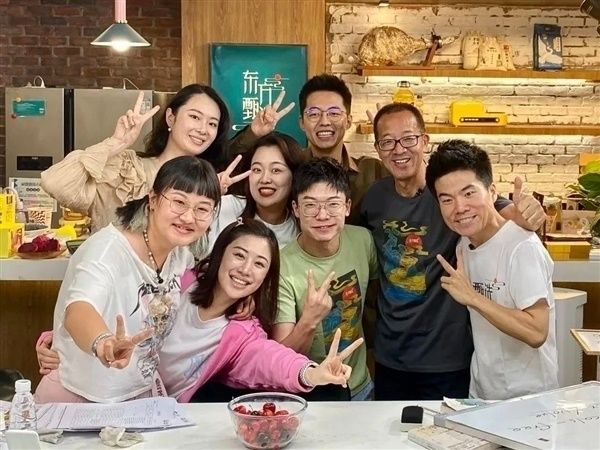 粉丝股价双跌！东方甄选宣布停播思过：俞敏洪带领做检讨